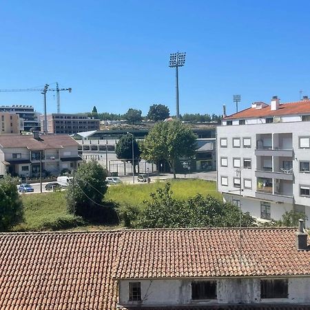 Apartamento Amplo E Moderno - Perto Do Estadio Futebol Tondela Exterior photo